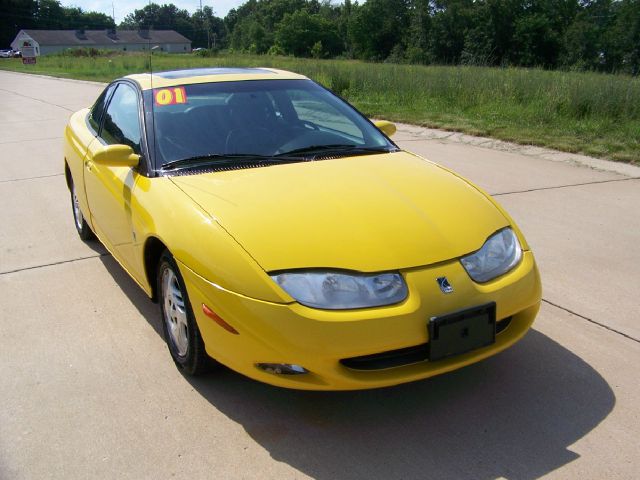 Saturn S Series 2001 photo 3