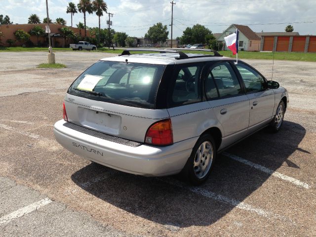 Saturn S Series 2001 photo 1