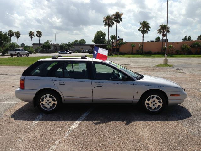 Saturn S Series 2001 photo 4