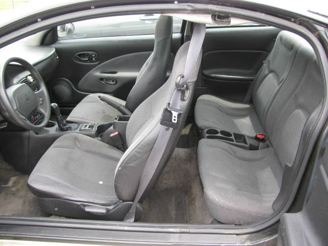 Saturn S Series 2001 photo 1