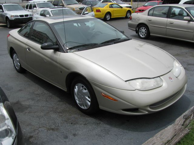 Saturn S Series 2001 photo 12