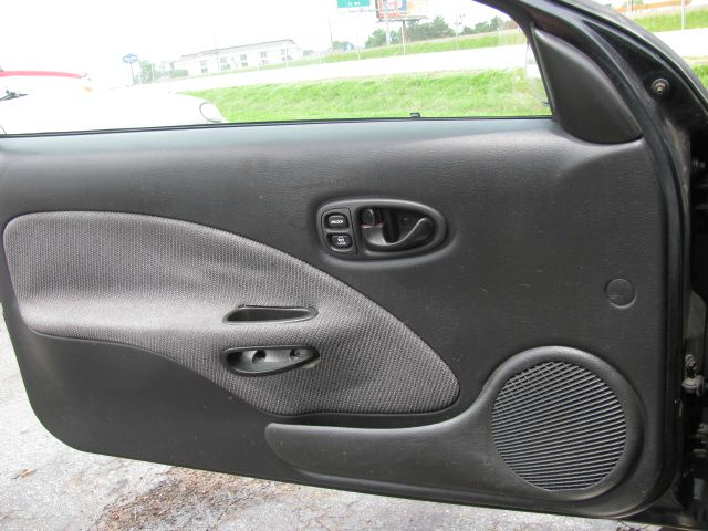 Saturn S Series 2001 photo 3