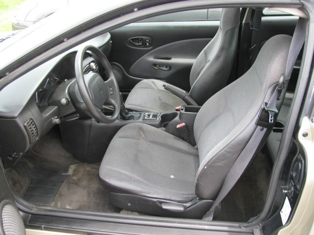 Saturn S Series 2001 photo 5