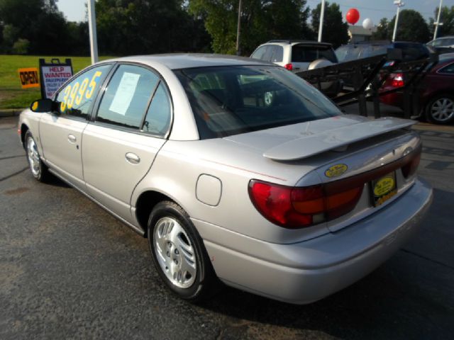 Saturn S Series 2001 photo 2