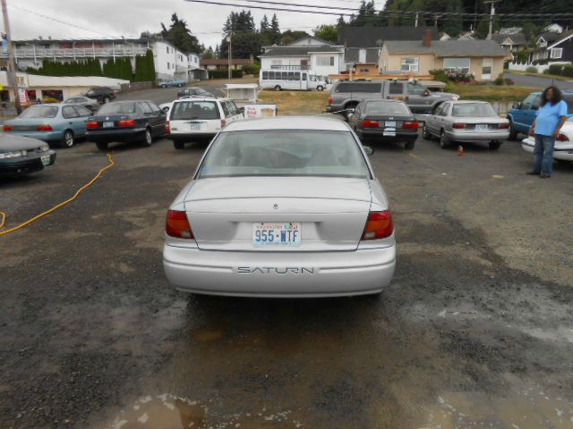 Saturn S Series 2001 photo 2