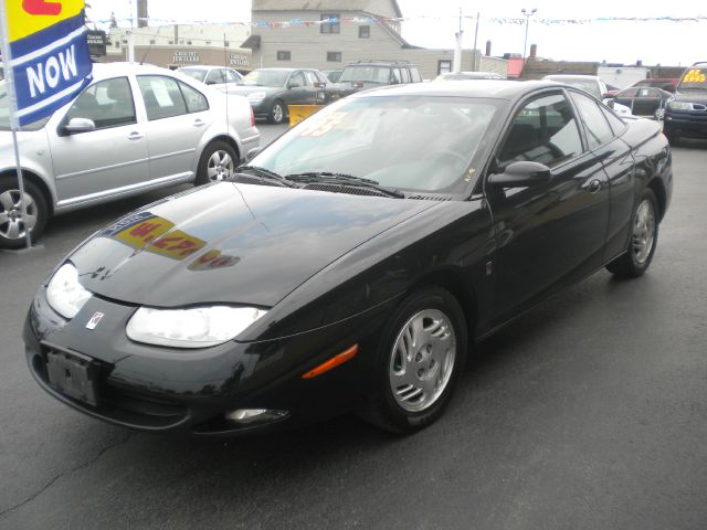 Saturn S Series 2001 photo 2