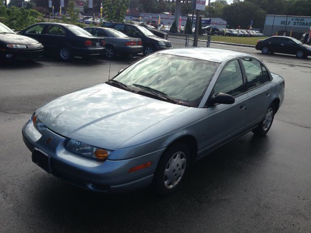 Saturn S Series 2002 photo 2