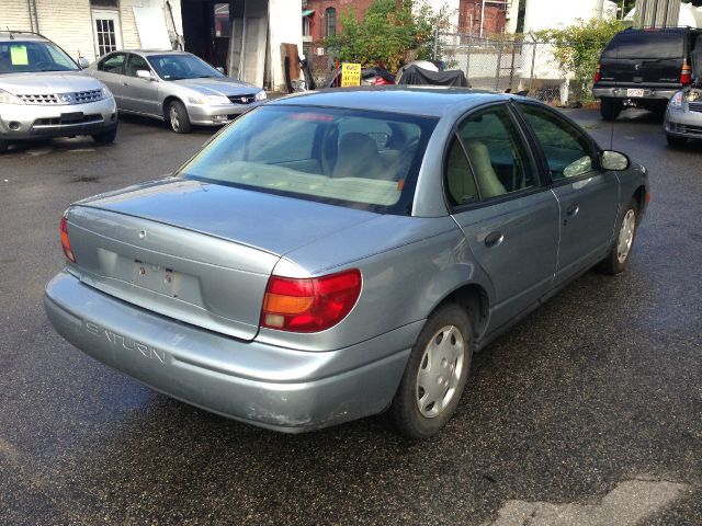 Saturn S Series 2002 photo 4