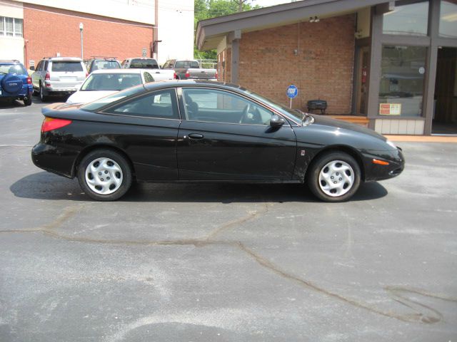 Saturn S Series 2002 photo 1