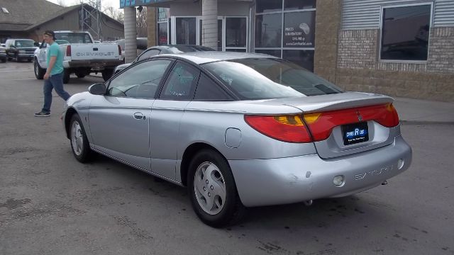 Saturn S Series 2002 photo 2