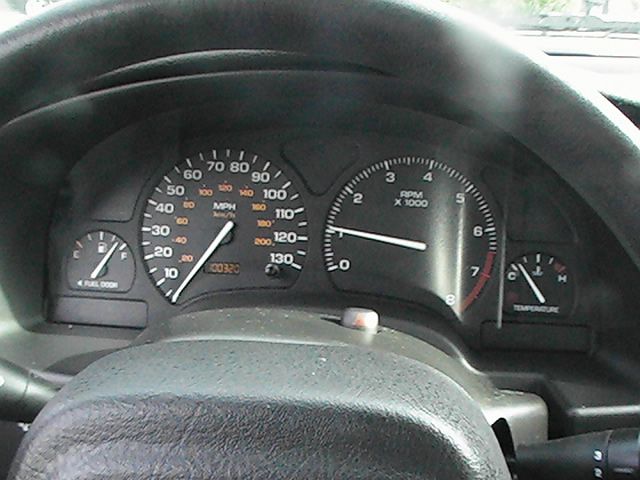 Saturn S Series 2002 photo 4