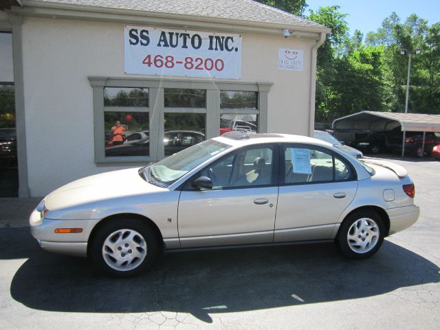 Saturn S Series 2002 photo 2