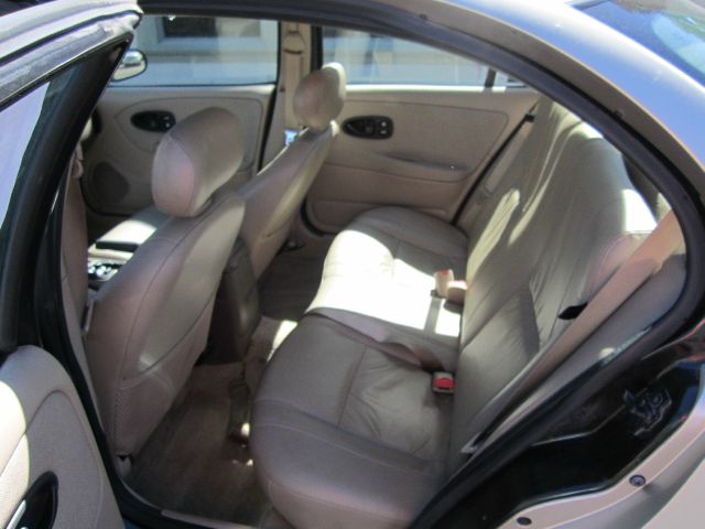 Saturn S Series 2002 photo 9