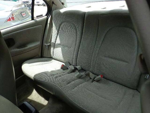 Saturn S Series 2002 photo 5