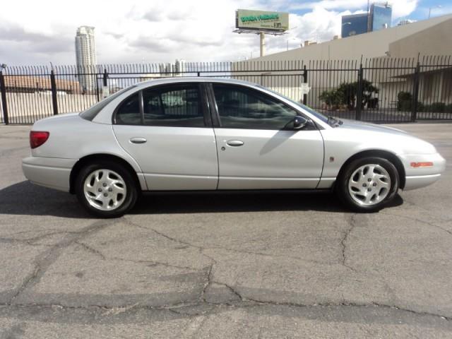 Saturn S Series 2002 photo 2