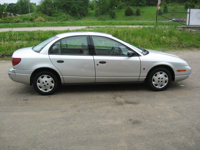 Saturn S Series 2002 photo 10