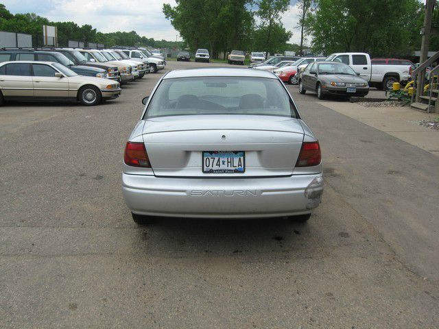 Saturn S Series 2002 photo 11