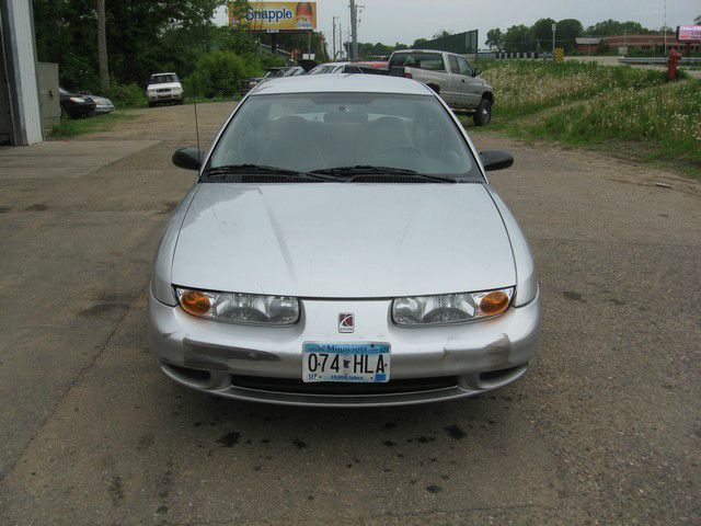 Saturn S Series 2002 photo 2