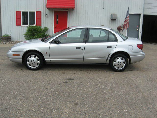 Saturn S Series 2002 photo 4