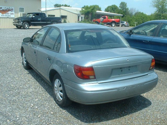 Saturn S Series 2002 photo 2