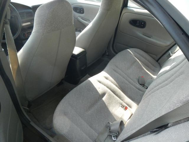 Saturn S Series 2002 photo 4