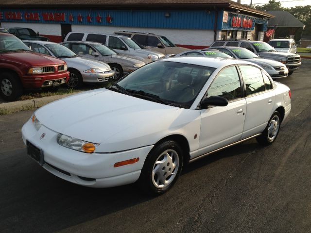 Saturn S Series 2002 photo 2