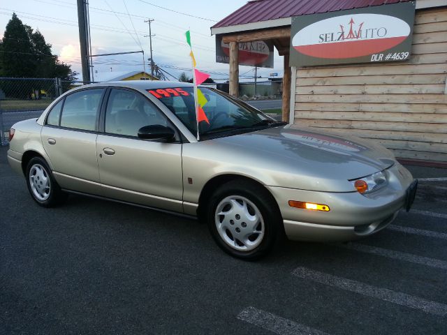 Saturn S Series 2002 photo 1