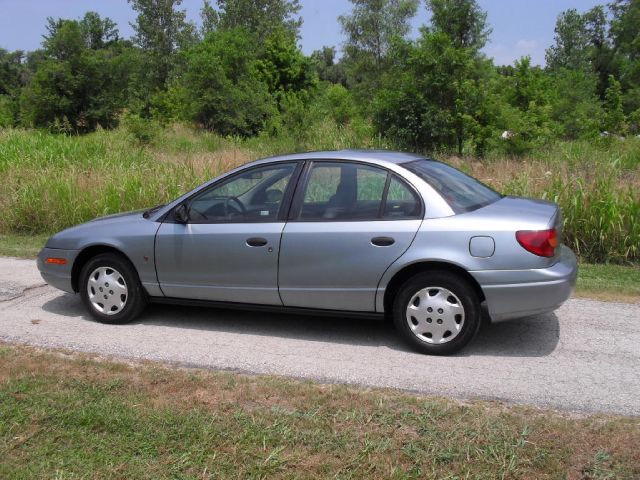 Saturn S Series 2002 photo 3