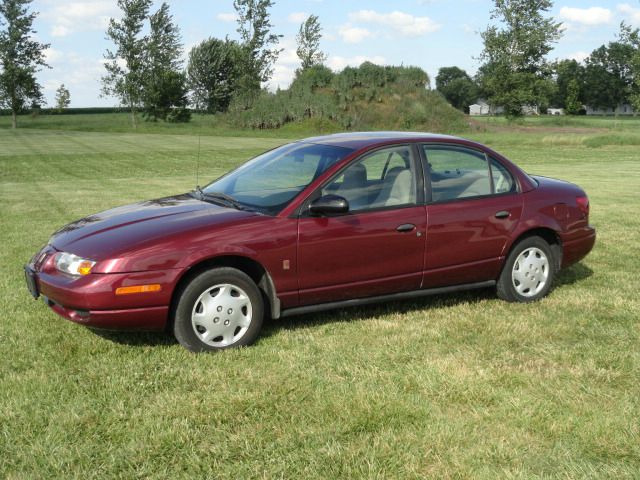 Saturn S Series 2002 photo 1