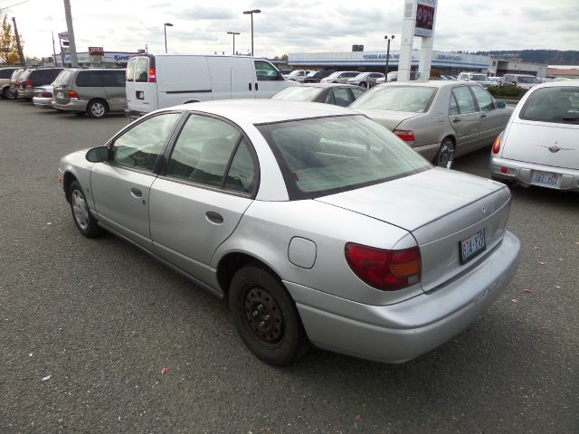 Saturn S Series 2002 photo 2