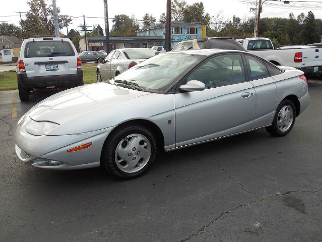 Saturn S Series 2002 photo 2