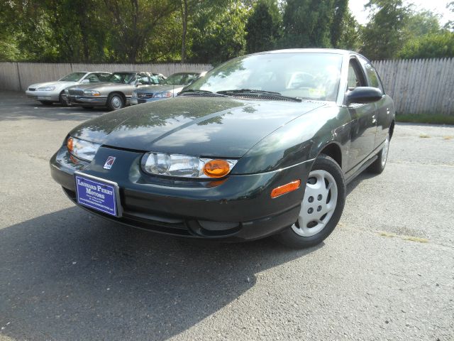 Saturn S Series 2002 photo 2