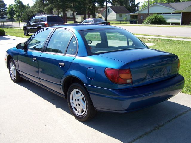 Saturn S Series 2002 photo 1