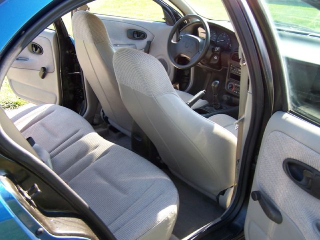 Saturn S Series 2002 photo 3