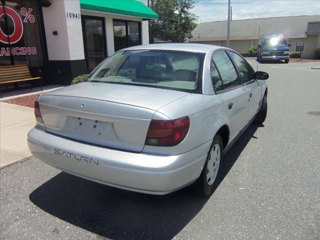 Saturn S Series 2002 photo 1