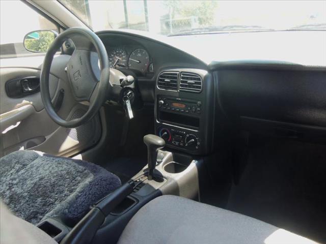 Saturn S Series 2002 photo 3