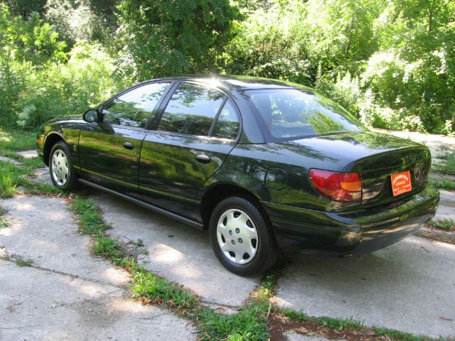 Saturn S Series 2002 photo 4