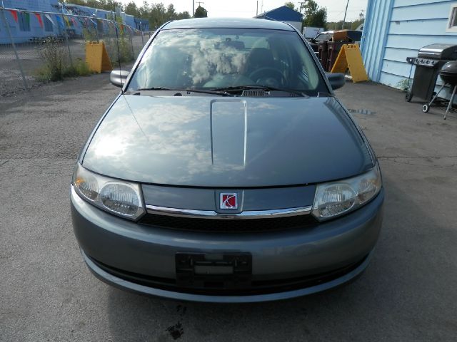 Saturn S Series 2004 photo 2