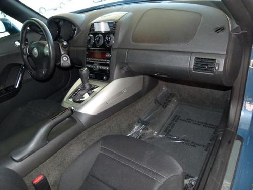 Saturn Sky 2008 photo 2