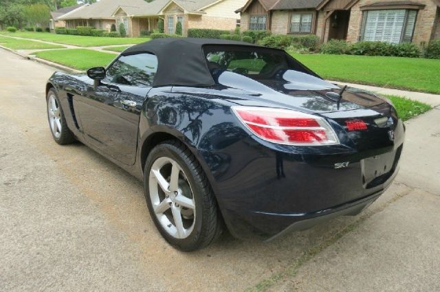 Saturn Sky 2008 photo 34