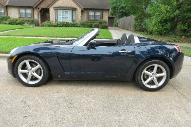 Saturn Sky 2008 photo 36