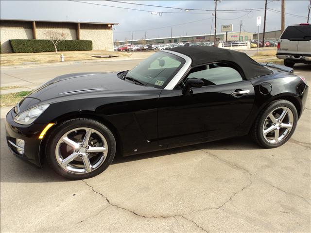 Saturn Sky Base Convertible