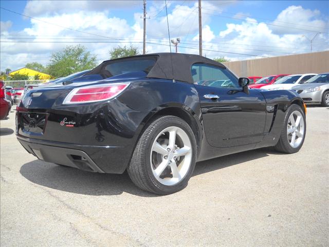 Saturn Sky 2009 photo 3