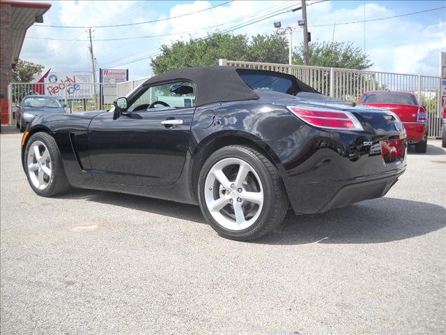 Saturn Sky 2009 photo 4