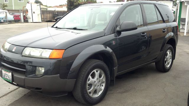 Saturn VUE 2002 photo 2