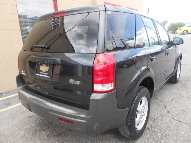 Saturn VUE 2002 photo 2