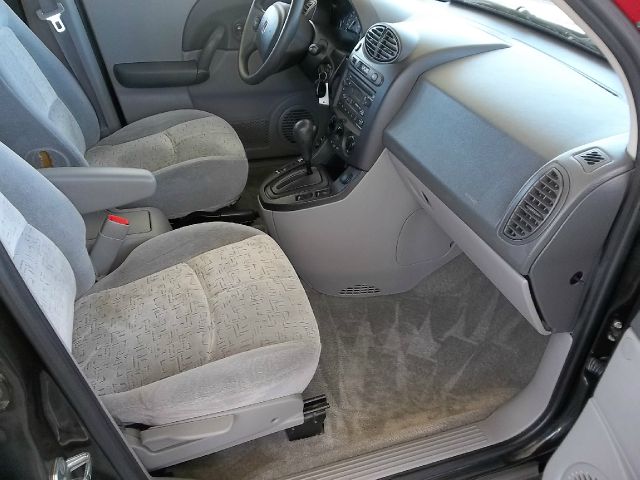 Saturn VUE 2002 photo 6