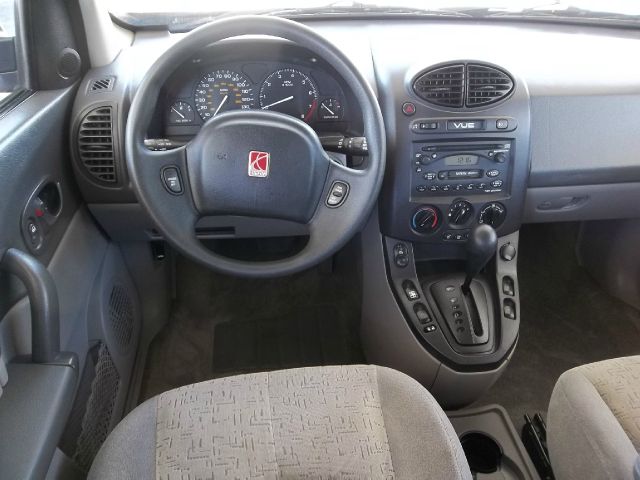 Saturn VUE 2002 photo 9