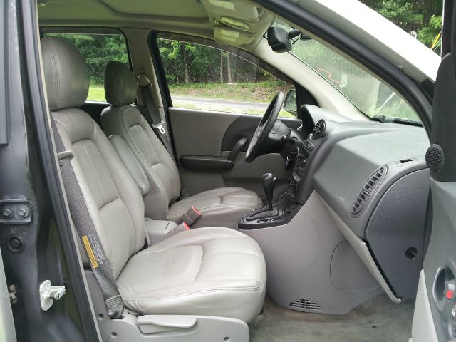 Saturn VUE 2002 photo 13