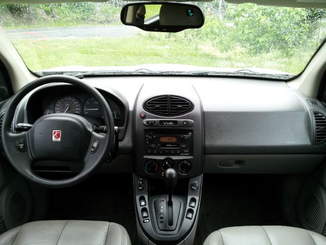 Saturn VUE 2002 photo 25